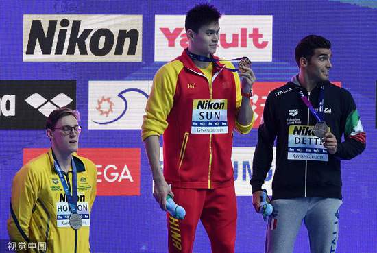 三亿体育跨性别女运动员被“踢出”洛杉矶奥运!(图1)