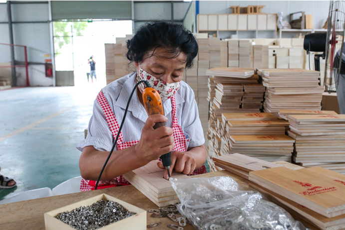 菏泽在外省GDP_菏泽小吃街在哪(3)