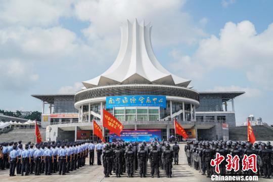 医生有嘻哈！说唱神曲《我是医生不是神》，好听到炸裂！