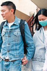 刘德华朱丽倩牵手亮相