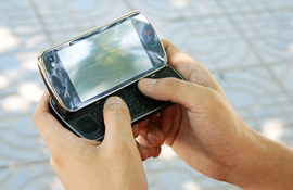 诺基亚被迫改口继续支持Symbian