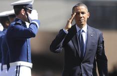 奥巴马出席毕业典礼