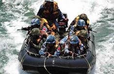 中泰海军陆战队训练