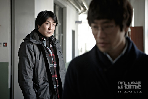 李瑶媛《嫌疑人x》曝剧照 10月18日韩国上映