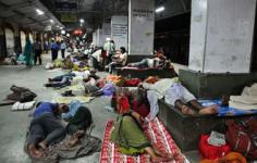 骇目惊心 探秘午夜的迦耶火车站