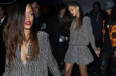 蕾哈娜深V真空装现身夜店 穿短裙秀美腿