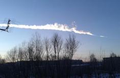 陨石坠俄致千余人受伤