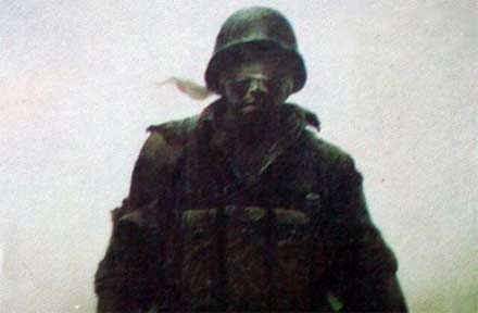 为了给牺牲的战友复仇