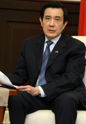 马英九强硬表态:占"国会"在民主社会不允许