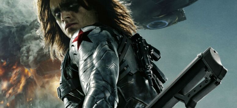 包括两套服装(凛冬版和电影版),另有英雄限定装备,6张乐透卡,和一个