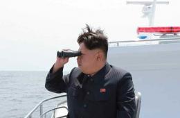 金正恩视察朝鲜新型潜水艇发射弹道导弹
