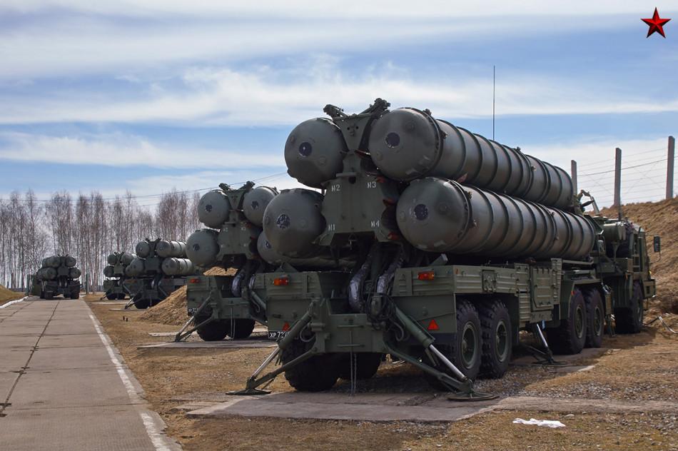 俄媒：中俄签订S-400导弹合同 可改变地区局势