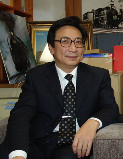 高洪：中国社会科学院日本所副所长