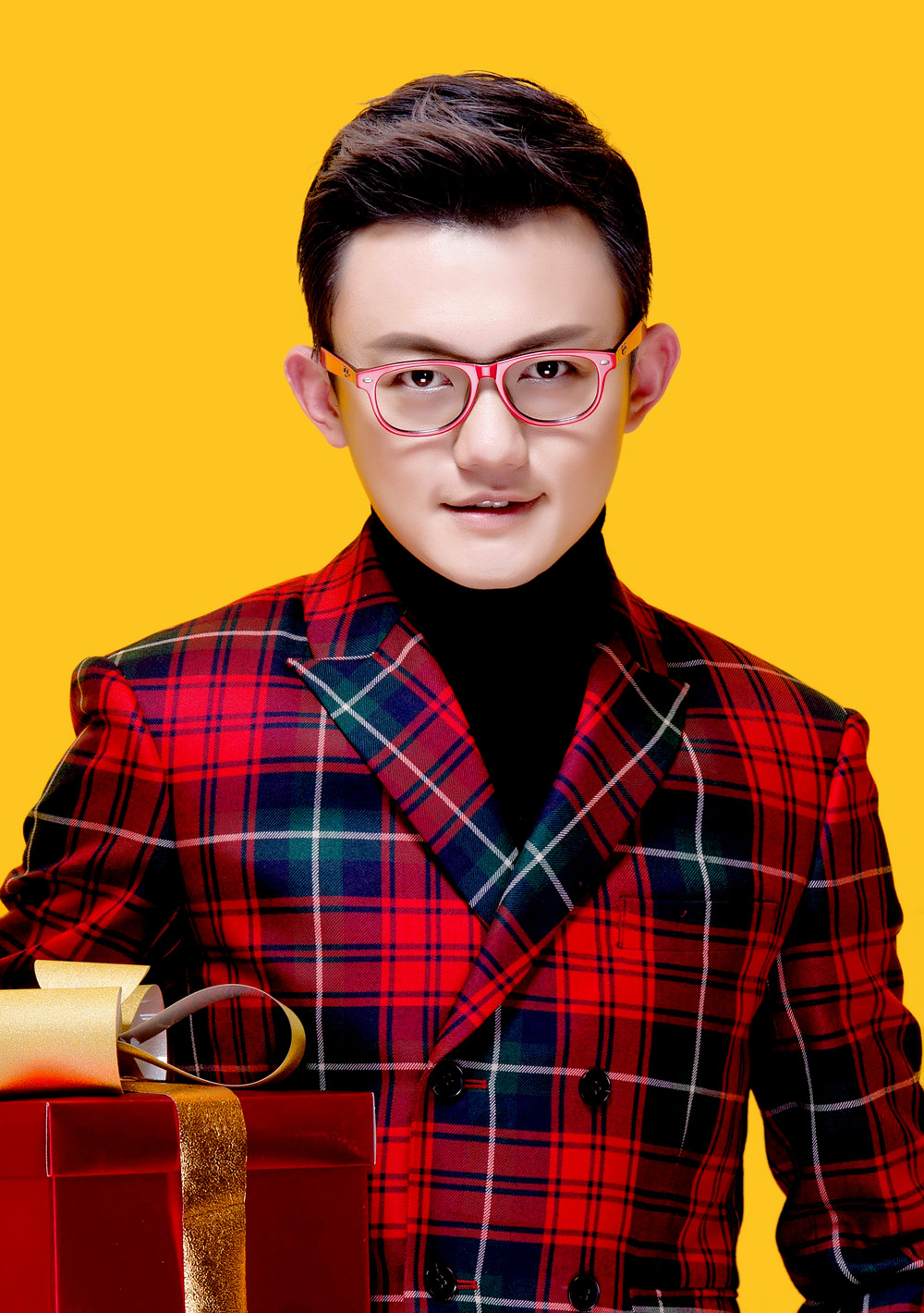 丁克森新年写真曝光 延续新歌英伦雅痞风