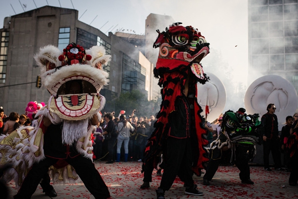 墨西哥人迎接中国猴年春节