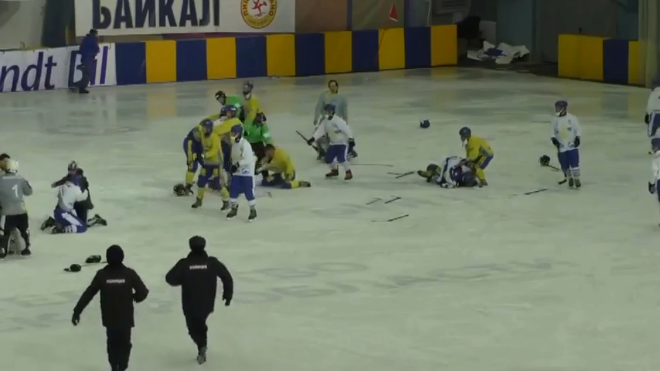蒙古和乌克兰国家队在班迪球世界杯上斗殴（图）