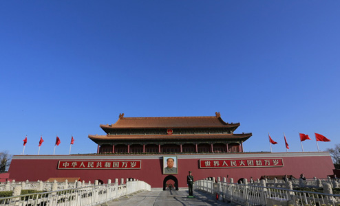 大风吹散“雾霾灰” 北京重现蓝天