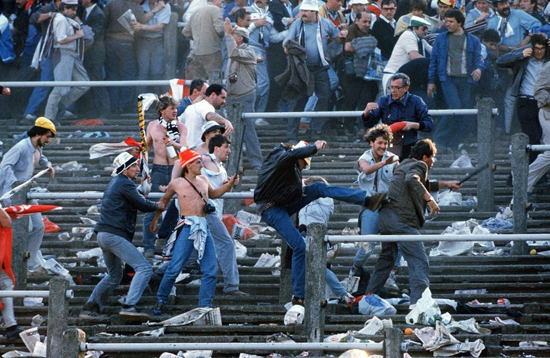 体坛暴力冲突盘点 海瑟尔惨案让英伦足球远离欧洲