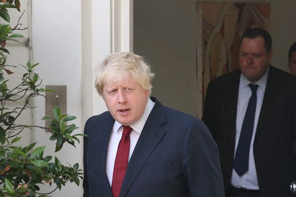 英国公投脱欧成功 伦敦前市长鲍里斯参加庆祝集会