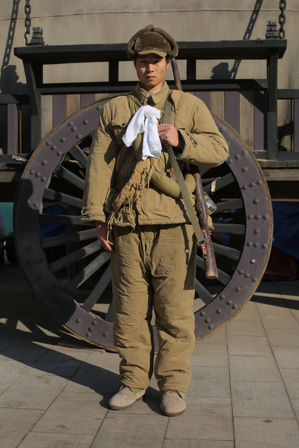 彩凤凰娱乐平台:空中网主办国内最大规模军迷"战争重演"活动