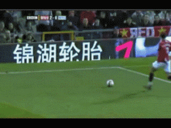 全场比赛发型不乱球衣没汗,足坛能做到这点的只有这位潇洒球王!