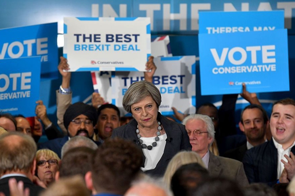 大选在即 英国首相特雷莎·梅举行竞选集会