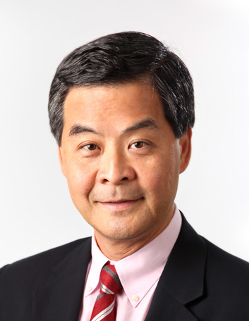 回归20年前夕梁振英谈香港变迁：国家所需、香港所长