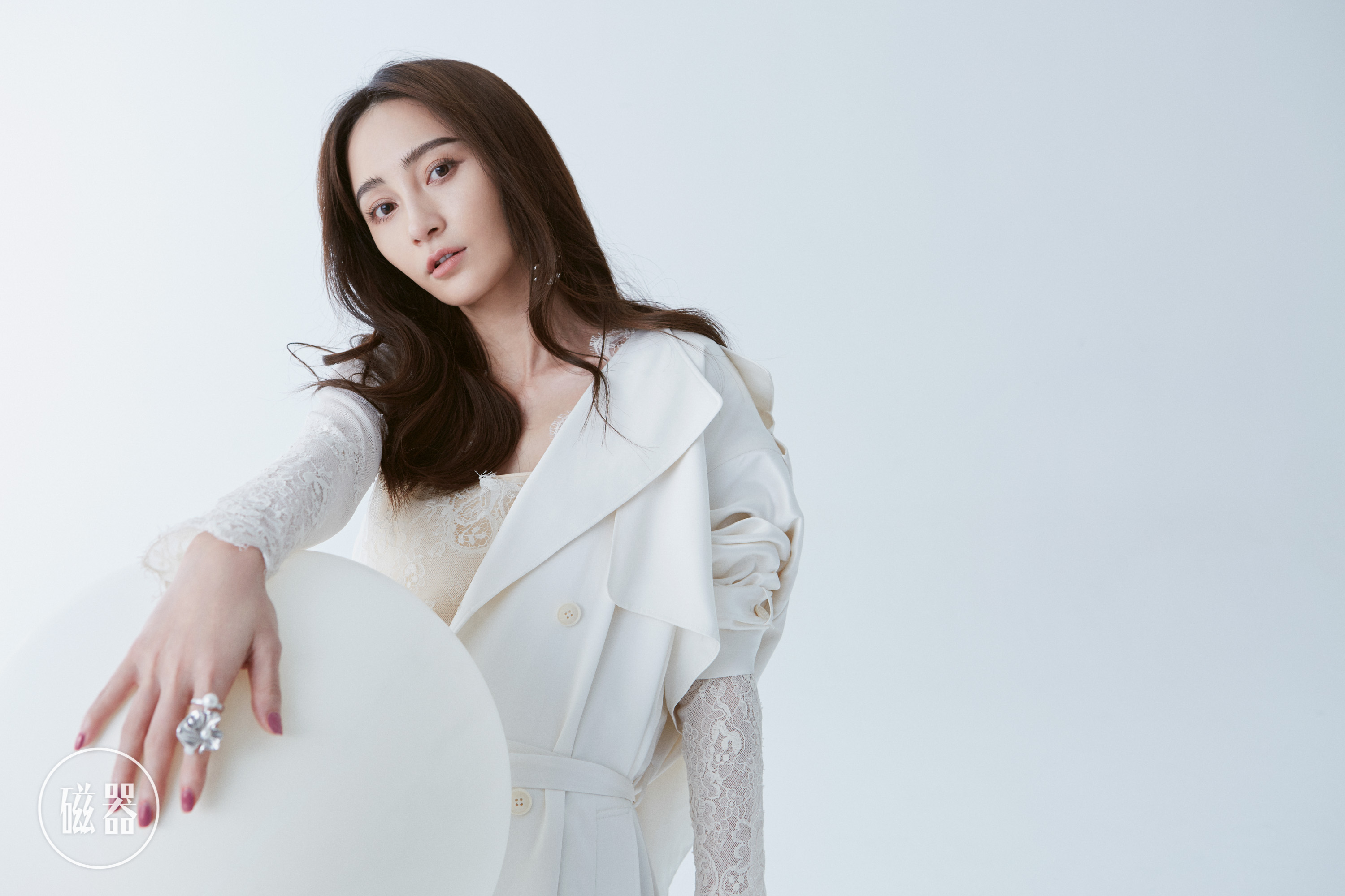 纯白季姚笛秋装白露节气大片 新征途不忘初心