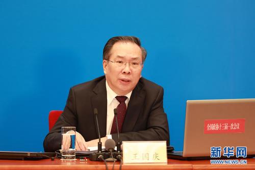 王国庆：“央企兼并重组造成新的垄断”说法不准确