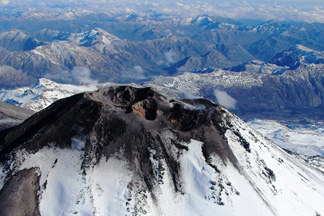 体验火山上滑雪的快感 Nevados de Chillan