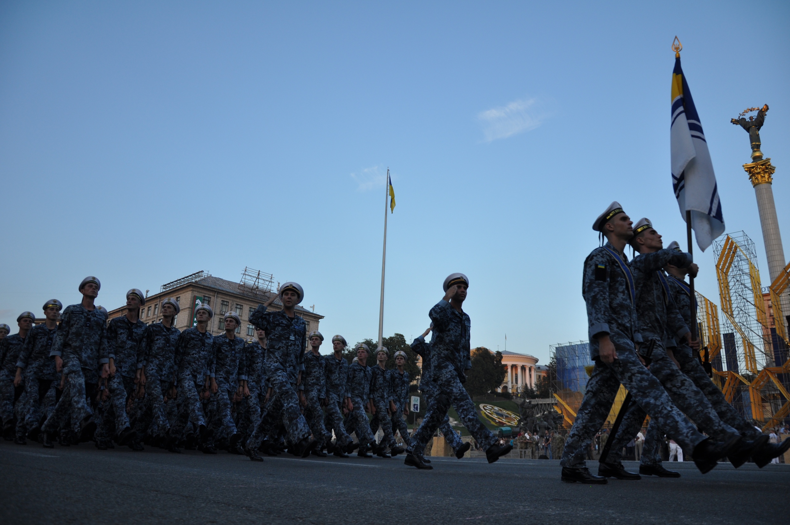 乌克兰独立日盛大阅兵彩排 首次出现牧师方阵