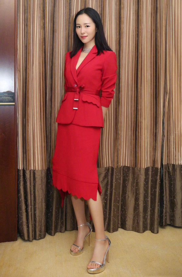 千赢国际娱乐网站-受限薪令影响小s主持收入