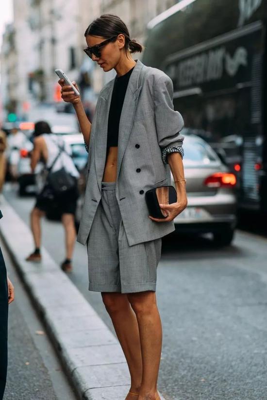 最流行的短裤穿搭早晨着急出门不知道穿什么看完这篇3分钟搞定2