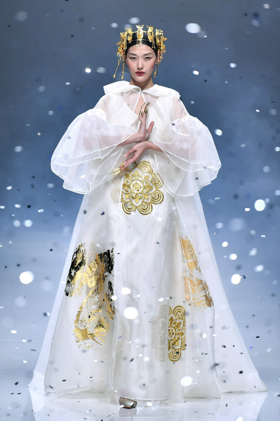 进军2019中国国际时装周 香祥响向高端定制时装品牌首秀