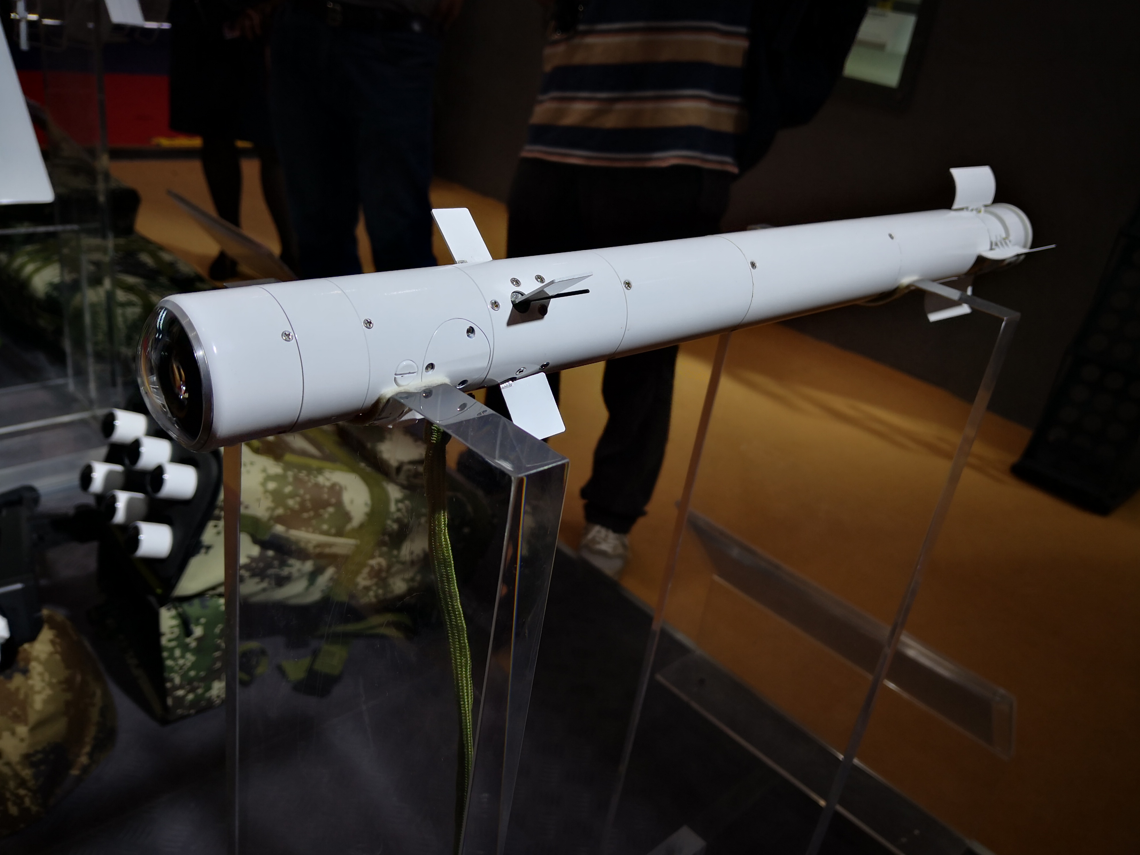 民(主)生活会对(照)四(个)意识(两)个维(护)