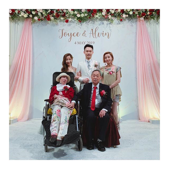 的妈妈早年 中风入院,身体一直未有大改善,需要长期住院,近日弟弟结婚