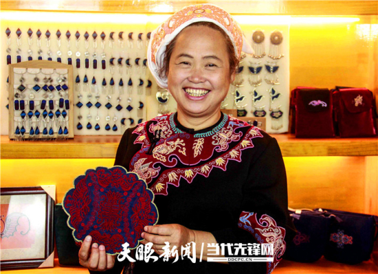 【微纪录片】唱支山歌给党听：她把水族脱贫的故事“穿”到北京